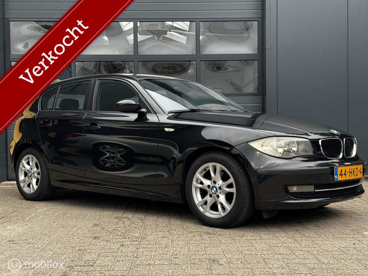 BMW 1-serie - 116i Business Line 116i Business Line, Airco, navi, - AutoWereld.nl