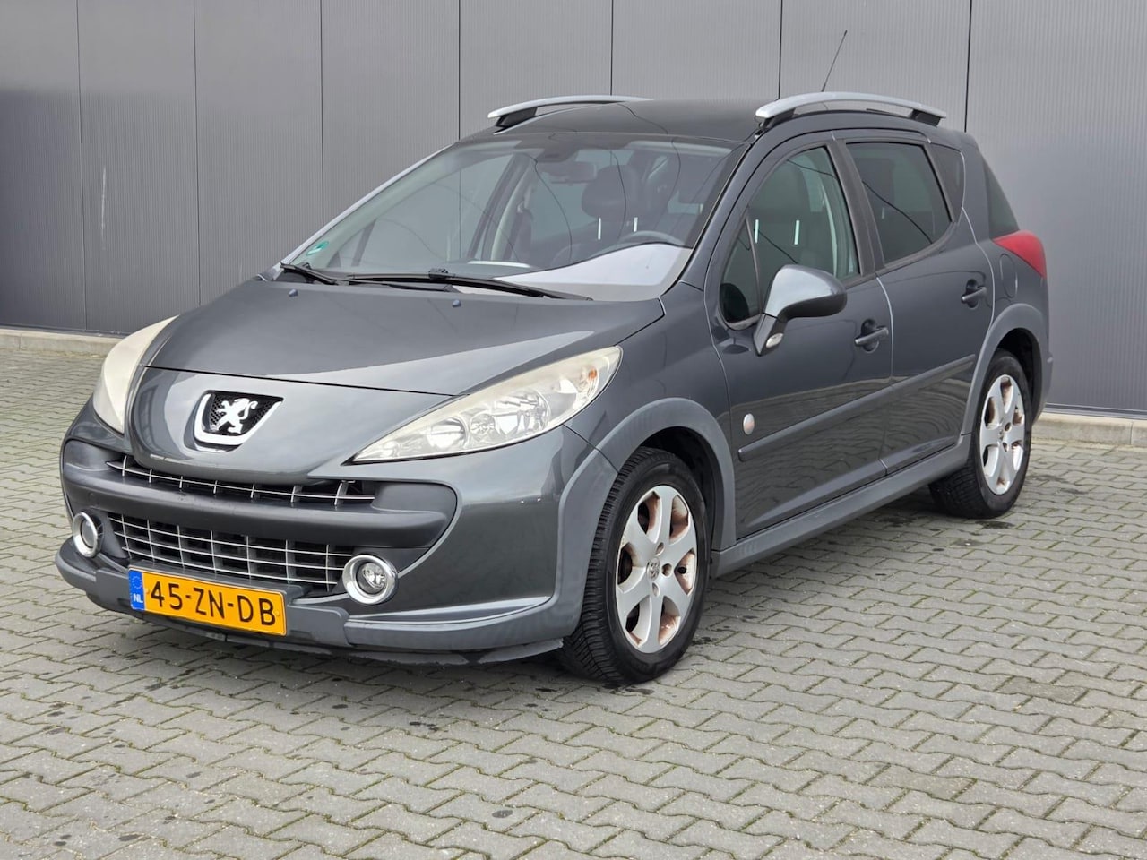 Peugeot 207 SW Outdoor - 1.6 VTi XS 1.6 VTi XS - AutoWereld.nl