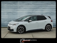 Volkswagen ID.3 - First Plus 58 kWh Carplay Nav Cam Adapt Cruise
