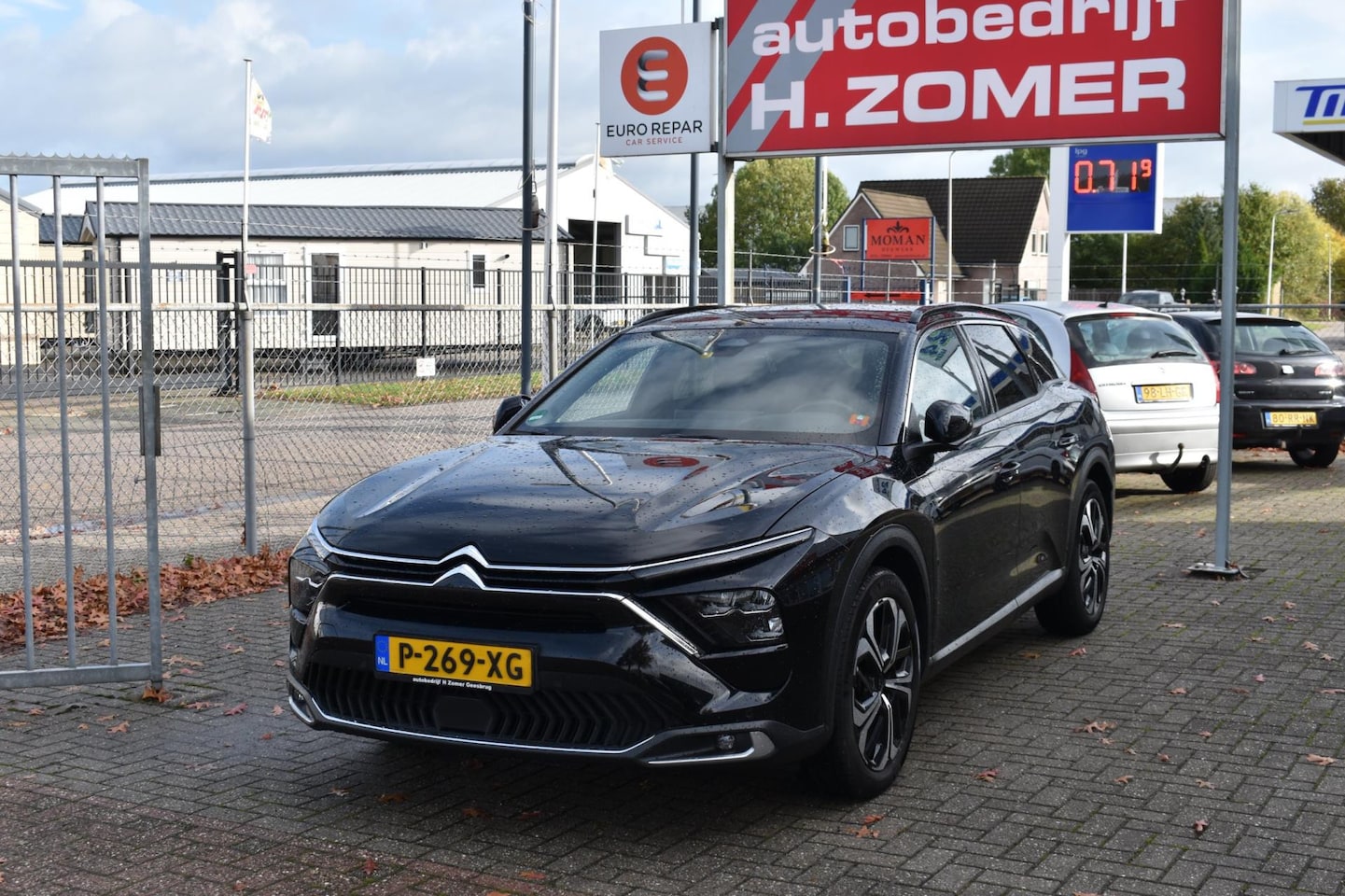 Citroën C5 X - 1.2 PureTech Business Plus 1.2 PureTech Business Plus - AutoWereld.nl