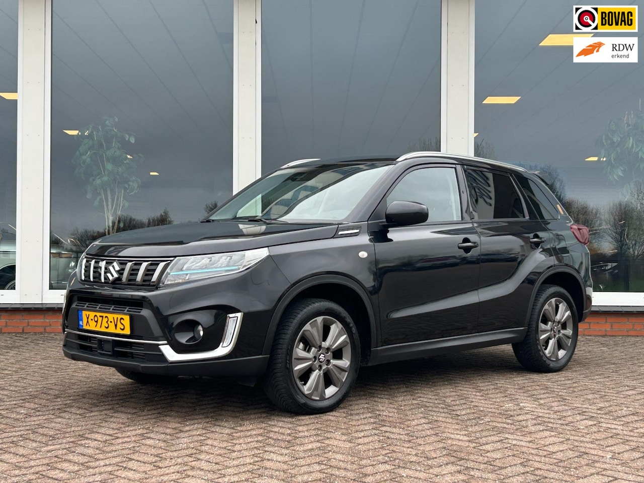 Suzuki Vitara - 1.4 Boosterjet Select Smart Hybrid - Navi - Clima - Camera - LM - AutoWereld.nl
