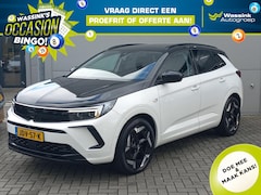 Opel Grandland - 1.6T Hybrid4 300pk 4x4 Automaat GSE | Climate control | Navigatie | AGR stoelen | 19" Lm v