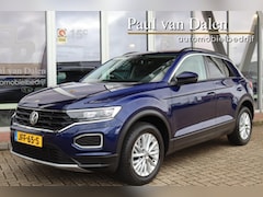 Volkswagen T-Roc - 1.5TSI 150PK AUTOMAAT STYLE Navi | Adapt.Cruise | Stoelverw. | Dodehoek | Carplay/Android