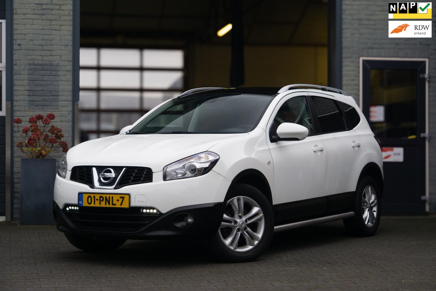 Nissan Qashqai+2 - 1.6 Visia| 7persoons|clima|panorama dak - AutoWereld.nl