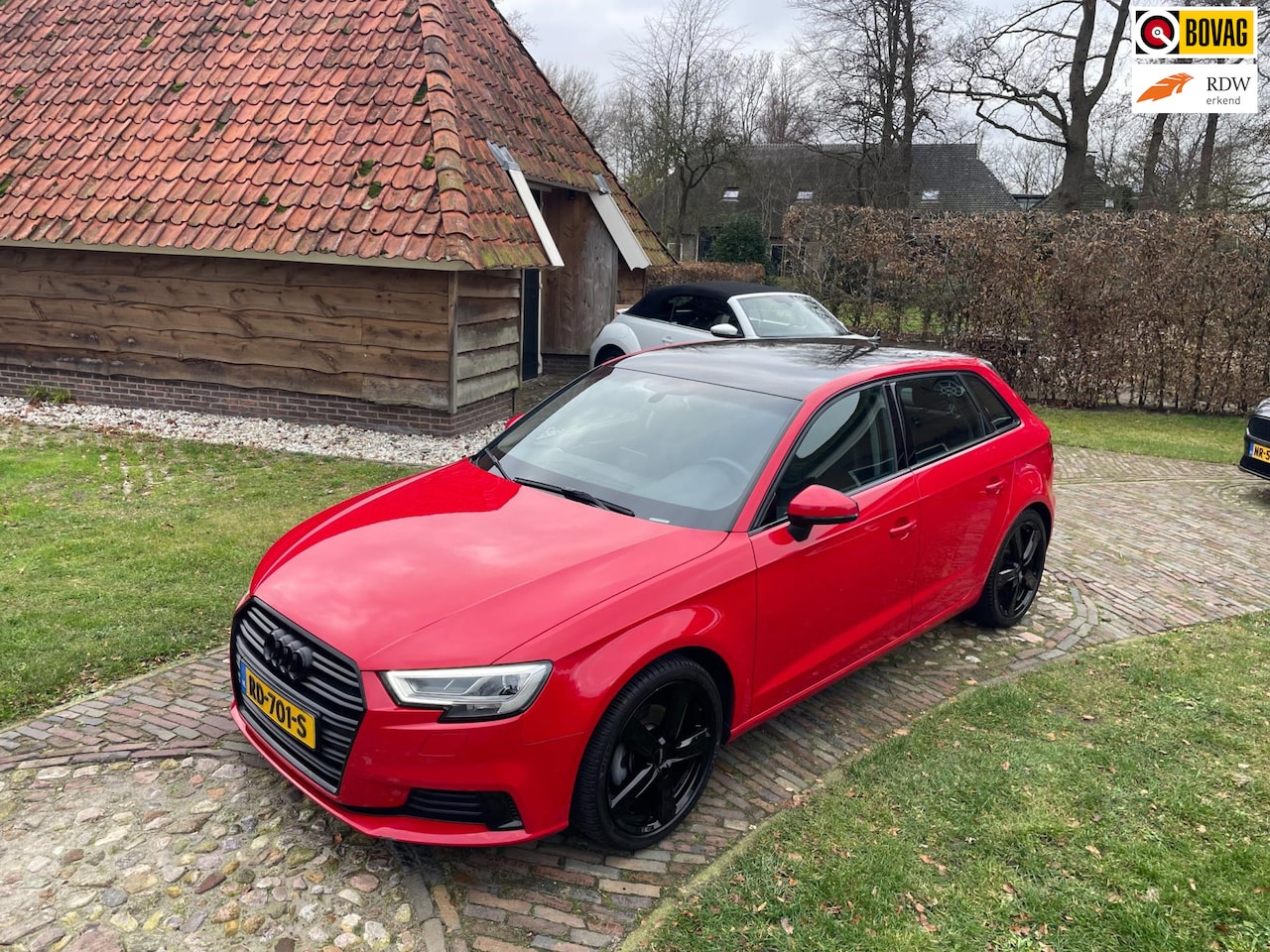 Audi A3 Sportback - 1.0 TFSI Sport Lease Edition-NL auto-Navi-PDC-18"-LED MATRIX- - AutoWereld.nl