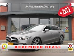 Mercedes-Benz CLA-klasse Shooting Brake - 180 Advantage ✅ Camera ✅ Zwarte Hemel ✅ Rijklaar ✅ 1 Jaar Bovag Garantie ✅