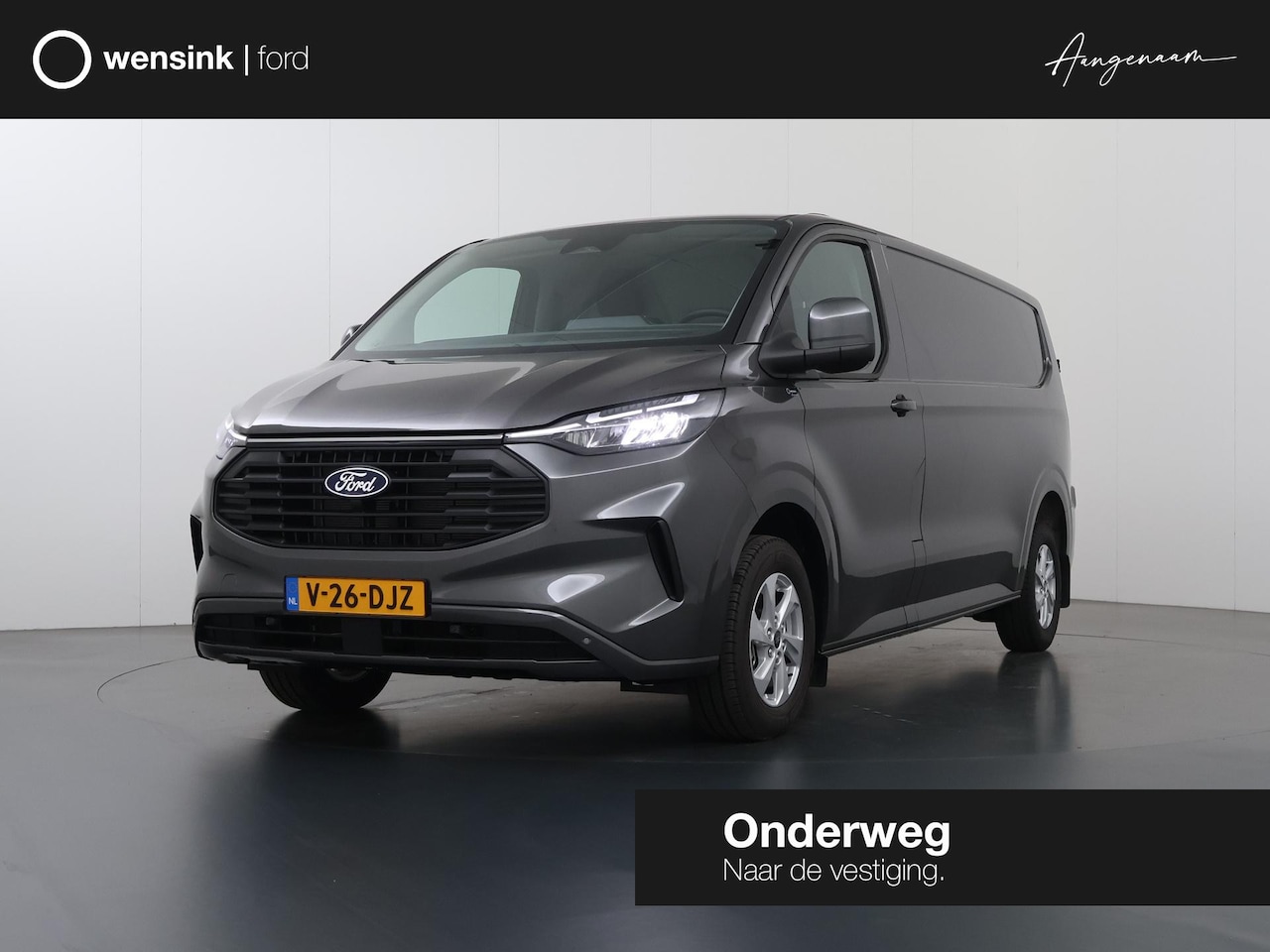 Ford Transit Custom - 320 | 2.0 TDCI | L2H1 | Limited | LM Velgen | 2-zits | Trekhaak | Navigatie | Apple Carpla - AutoWereld.nl
