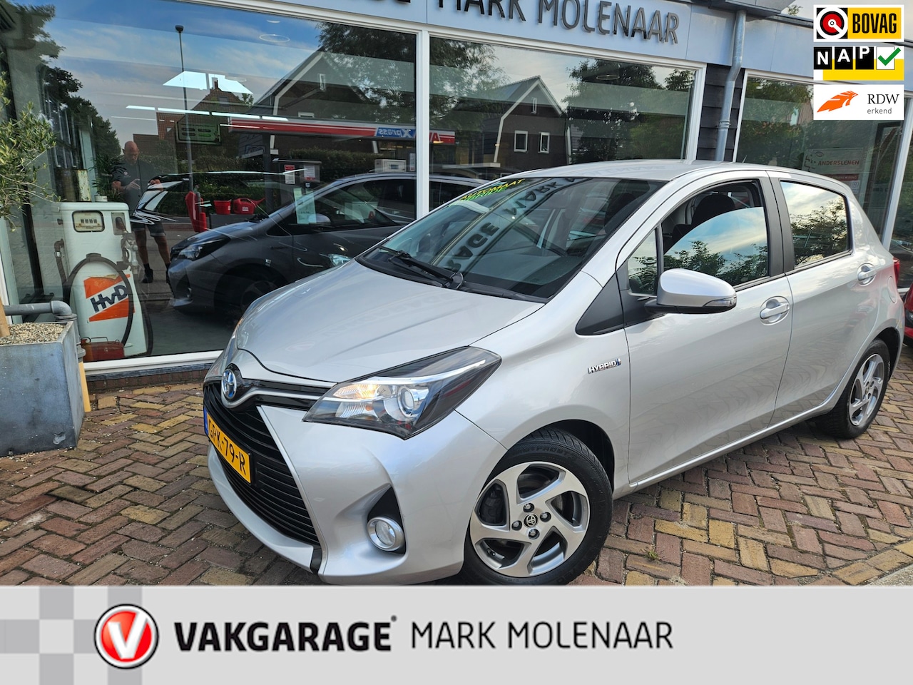 Toyota Yaris - 1.5 Hybrid Lease Bi-Tone 1.5 Hybrid Lease Bi-Tone - AutoWereld.nl