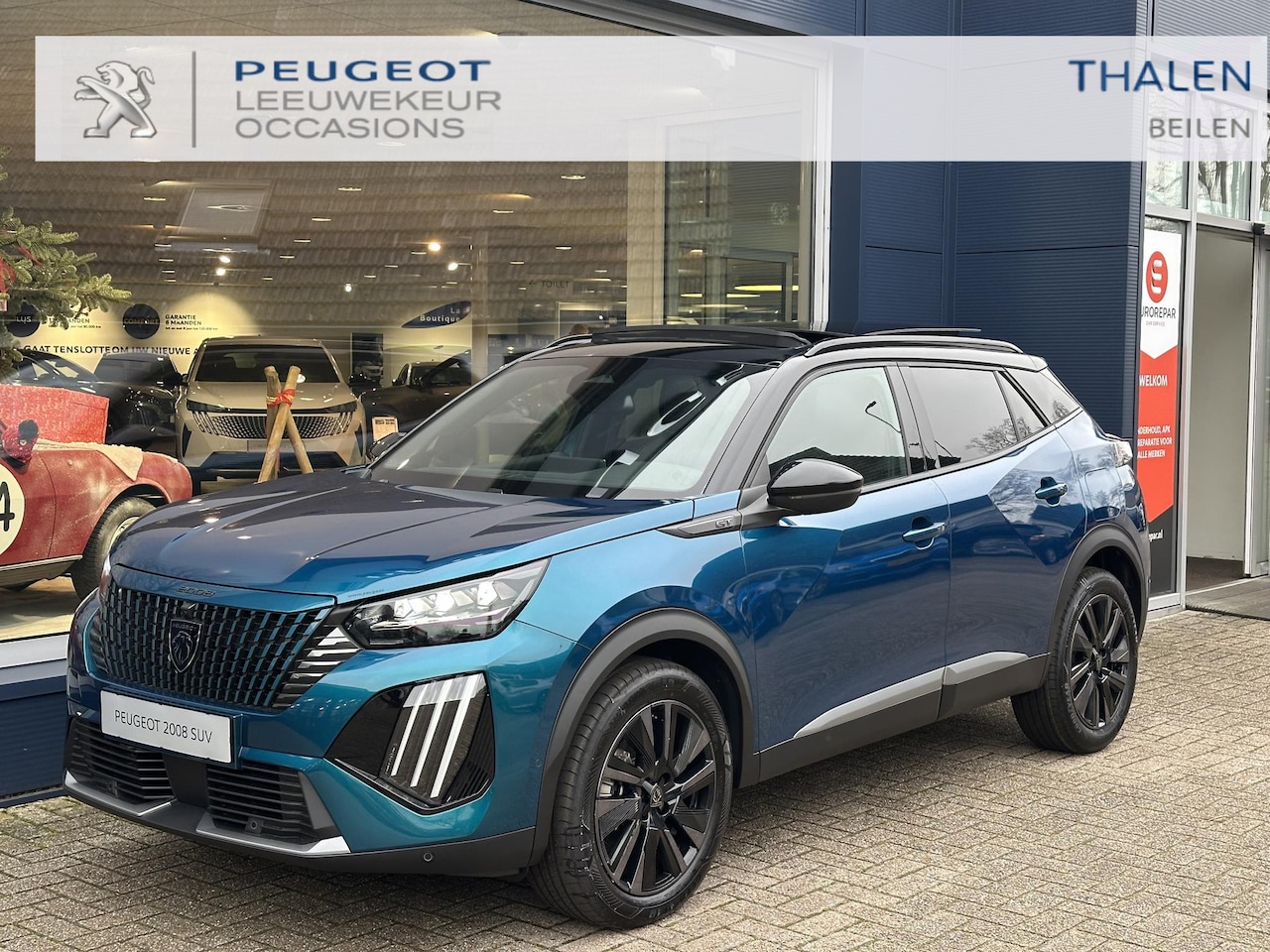 Peugeot 2008 - 1.2 Hybrid 145 PK GT | Automaat Hybride | DEMO met €8.500 Korting | Panorama Schuif-/Kante - AutoWereld.nl