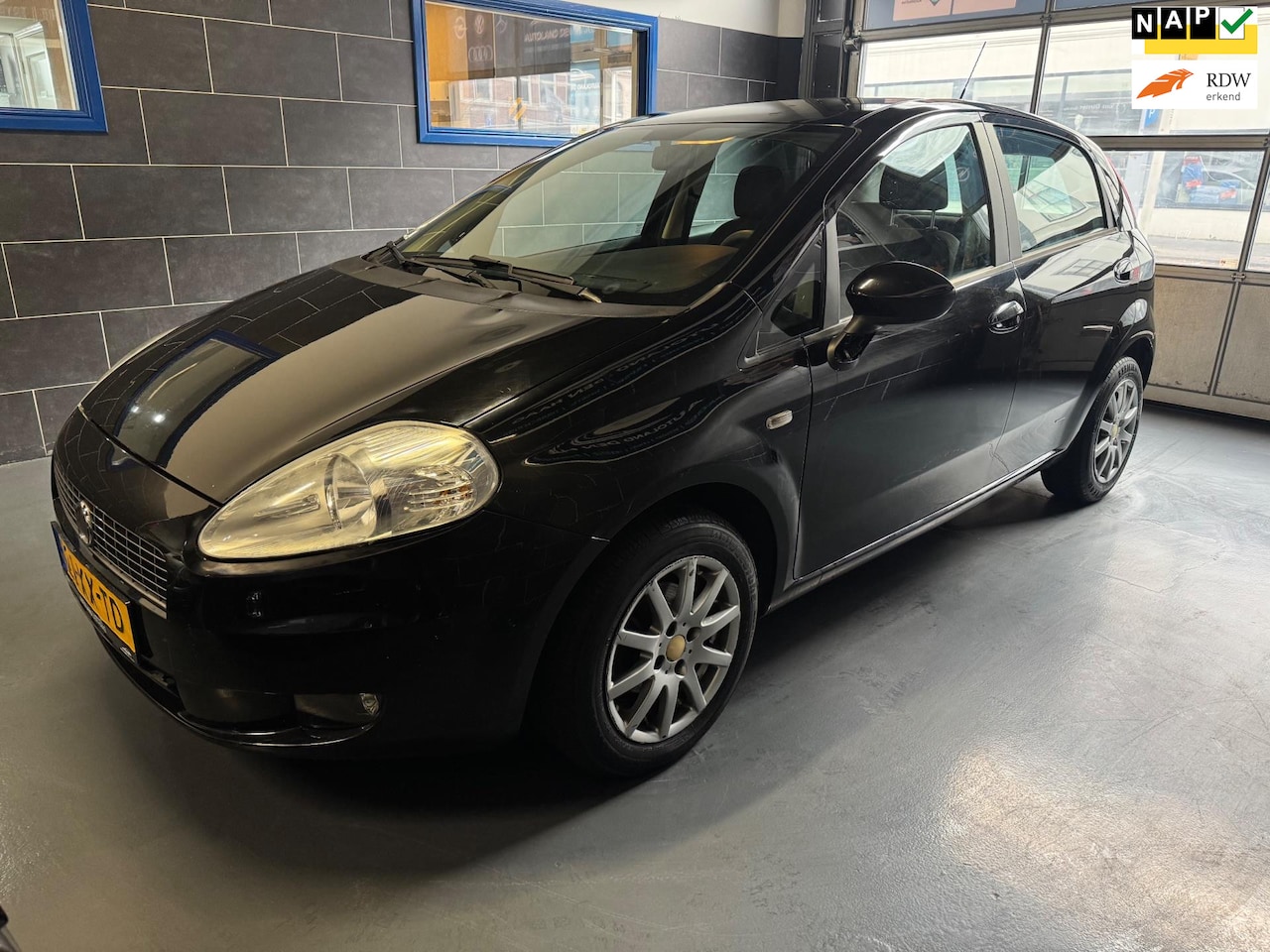 Fiat Grande Punto - 1.4 Dynamic - Airco - Elektr Ramen - Nw. apk - AutoWereld.nl