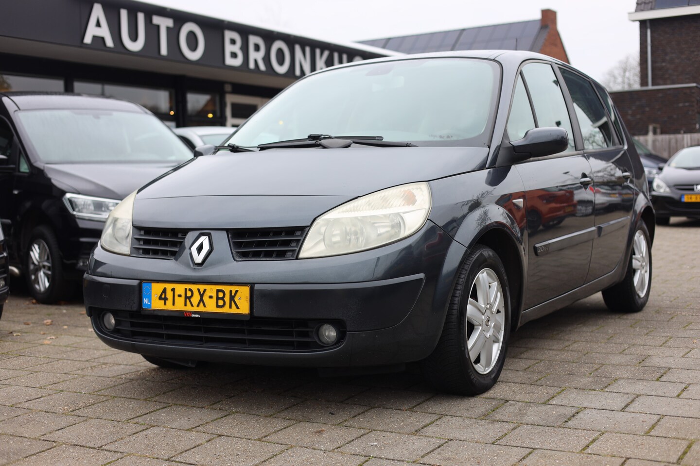 Renault Scénic - 2.0-16V Dynamique Comfort | Apk 07-2026 - AutoWereld.nl