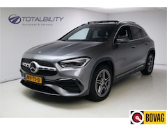 Mercedes-Benz GLA-Klasse - 250 e AMG Line automaat | Panoramadak | Wegklapbare Trekhaak | Adaptive Cruise Elektrische
