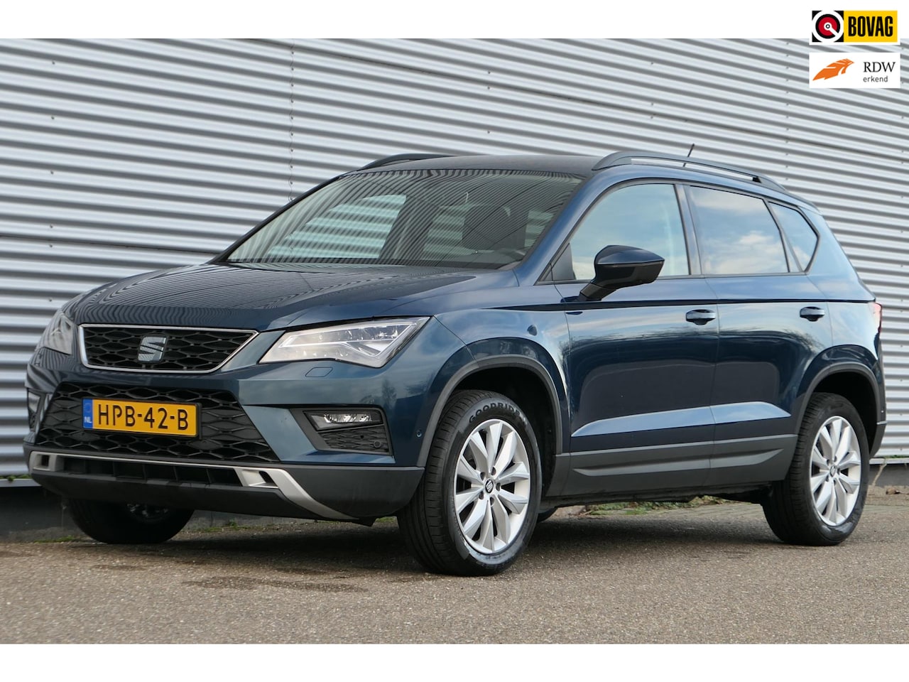 SEAT Ateca - 1.4 EcoTSI Style BTW-auto Alcantara Navigatie Parkpilot - AutoWereld.nl