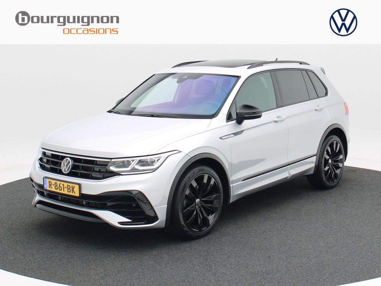 Volkswagen Tiguan - 1.5 TSi 150 Pk Automaat R-Line | Black Style | Panoramadak | Adaptive Cruise | Climate Con - AutoWereld.nl
