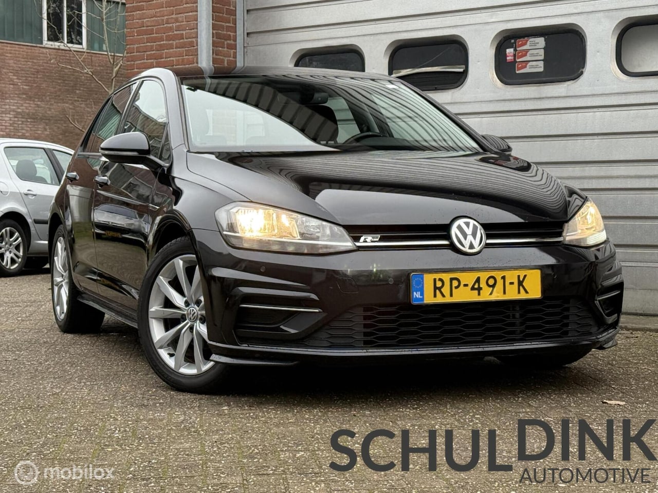 Volkswagen Golf - 1.0 TSI R-line ADAPTIVE CRUISE|STOELVERARMING - AutoWereld.nl