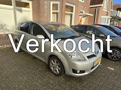 Toyota Verso - 1.6 VVT-i Luna trekhaak / rijklaarprijs incl. 12 maanden Bovag-garantie en Pechhulppas