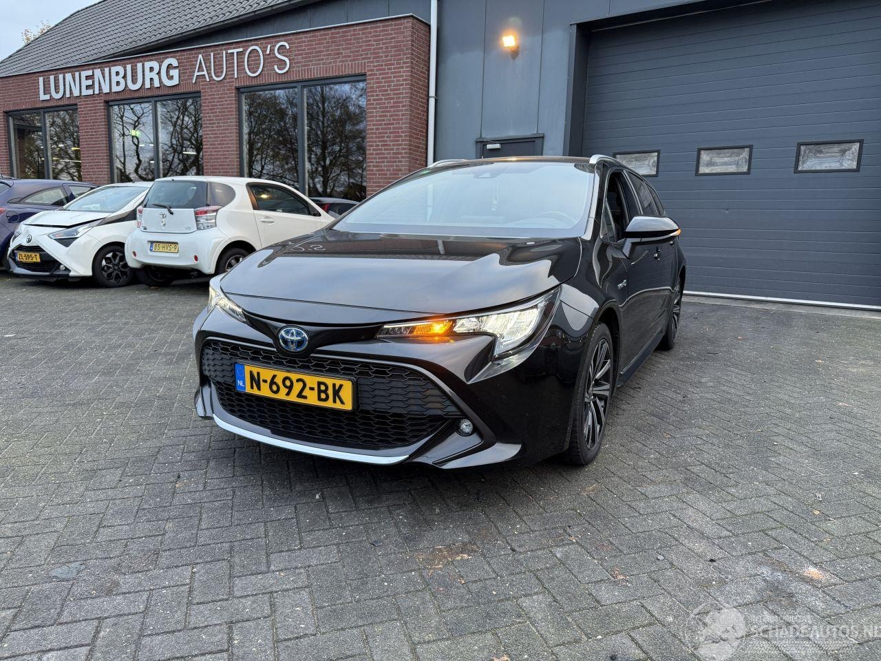 Toyota Corolla Touring Sports - 2.0 Hybrid Business Plus 2.0 Hybrid Business Plus - AutoWereld.nl