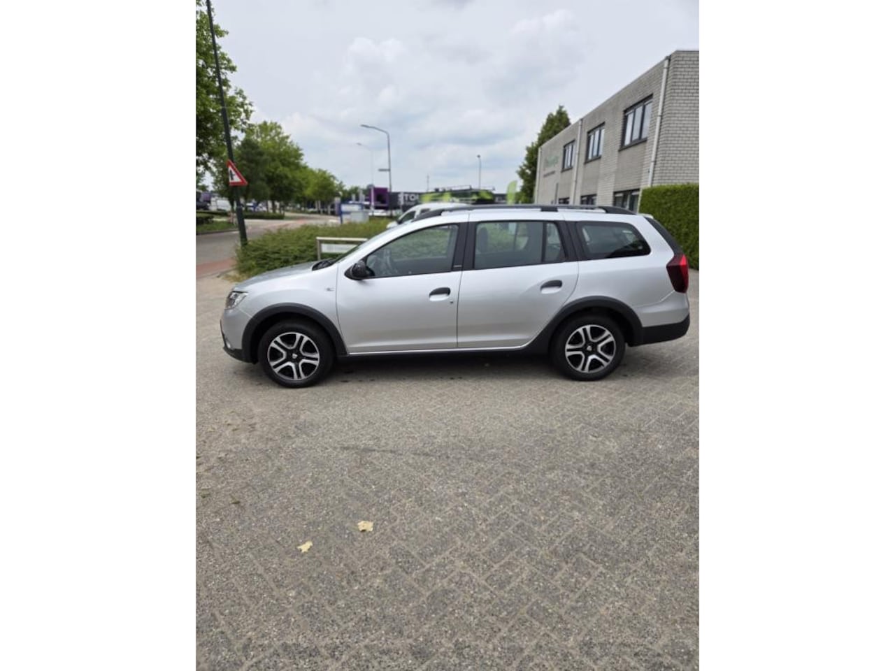 Dacia Logan MCV - 0.9 TCe Laureate 0.9 TCe Laureate - AutoWereld.nl