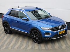 Volkswagen T-Roc - 1.5 TSI Sport 150PK Carplay LED Trekhaak