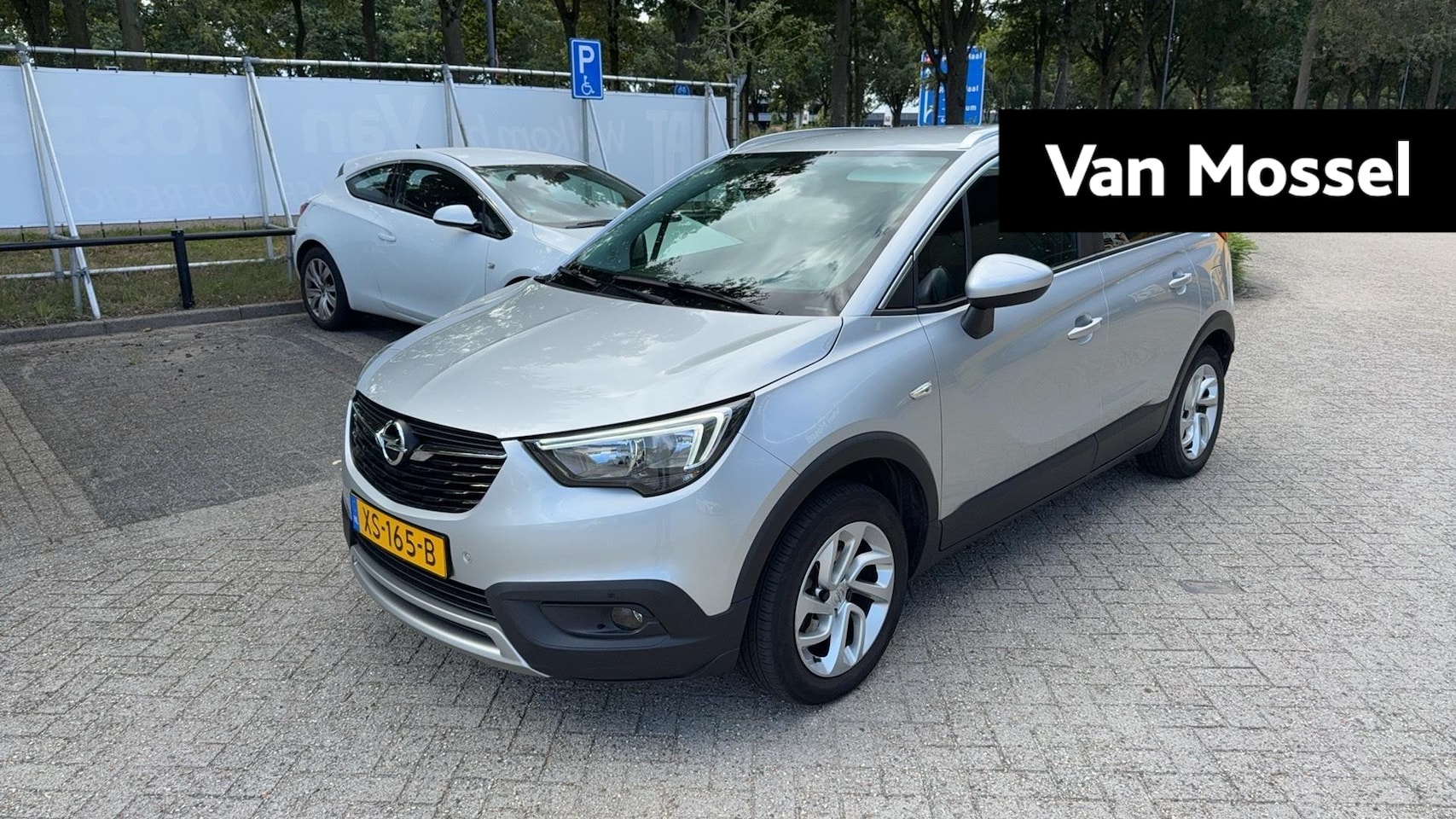 Opel Crossland X - 1.2 Turbo Online Edition |Keyless|Trekhaak|Sensoren V+A| - AutoWereld.nl