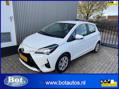 Toyota Yaris - 1.5 Hybrid Active AIRCO / CRUISE / NAVI / 1e EIGENAAR / CAMERA
