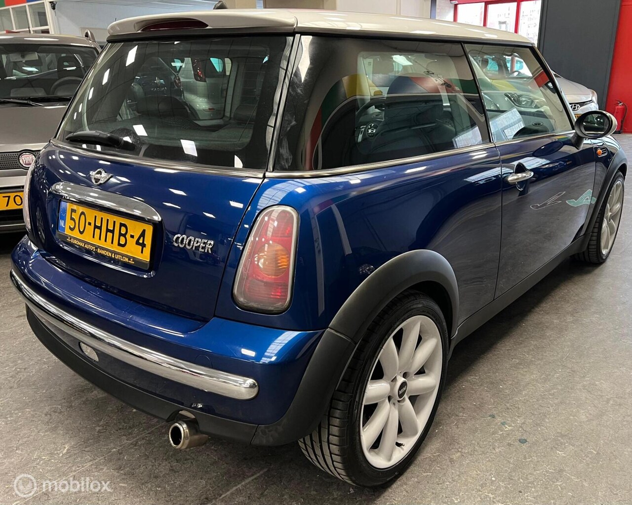 MINI Cooper - Mini 1.6 Airco/stoelverwarming/Elekt ramen. - AutoWereld.nl