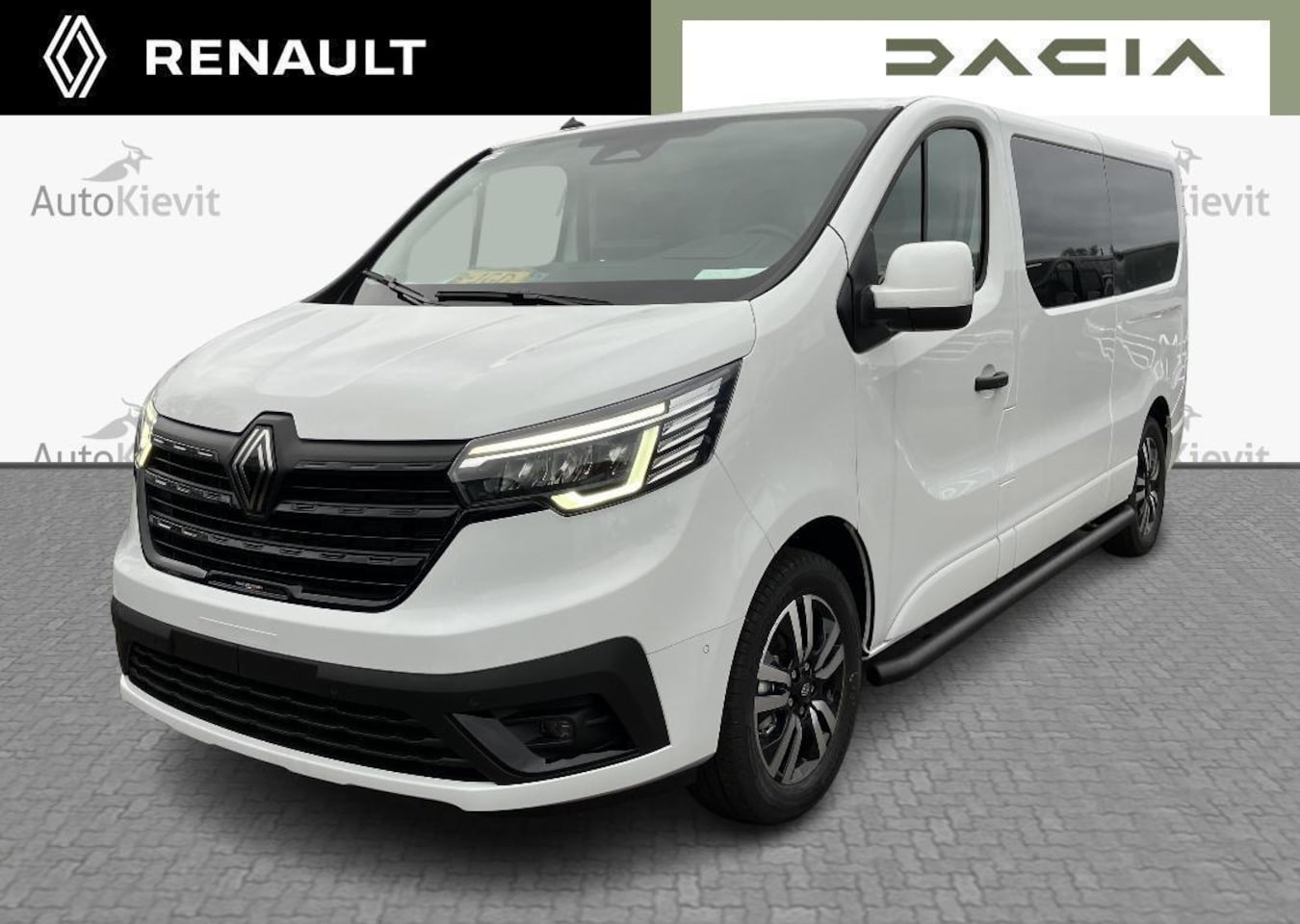 Renault Trafic - 2.0 dCi 150 EDC T30 L2H1 Extra - 125th Anniversary - Alarm / Trekhaak /  Reservewiel - AutoWereld.nl