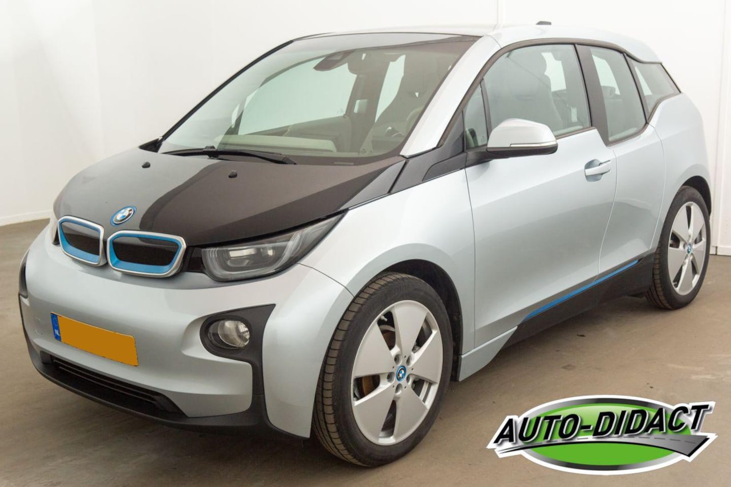 BMW i3 - Basis 22 kWh 87.407 km NAP Comfort Advance - AutoWereld.nl