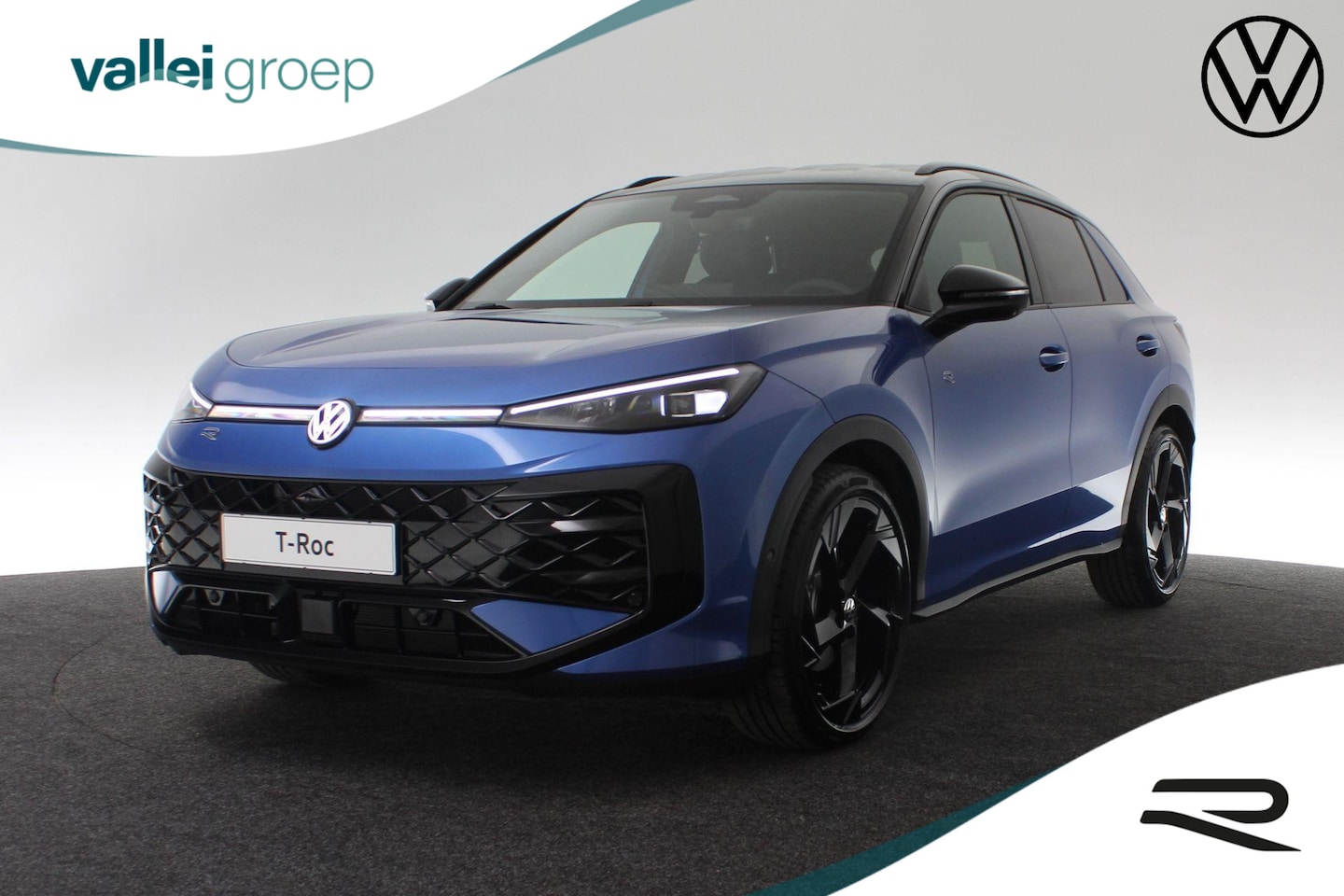 Volkswagen T-Roc - R-Line First Edition 1.5 eTSI 110 kW / 150 pk DSG Black Style - AutoWereld.nl