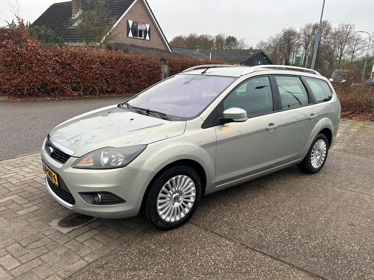Ford Focus Wagon - 1.8 Titanium Flexi Fuel 1.8 Titanium Flexi Fuel - AutoWereld.nl
