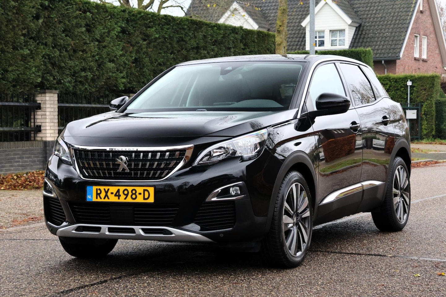 Peugeot 3008 - 1.2 PureTech Allure | NAVI | CLIMA | CRUISE | TREKHAAK | NAP | MOOIE GOED ONDERHOUDEN AUTO - AutoWereld.nl