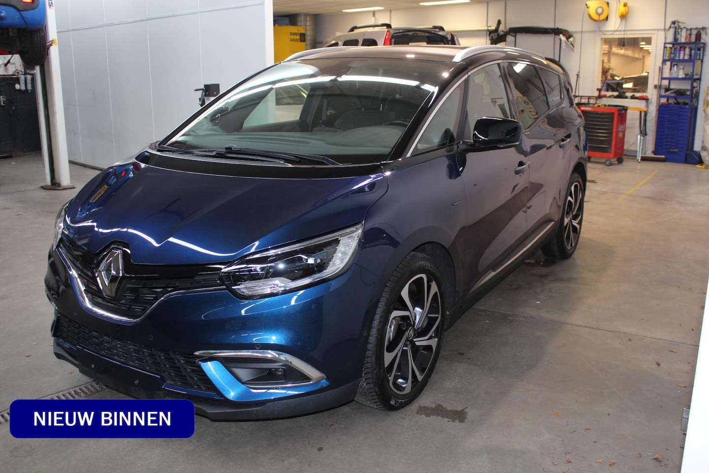Renault Grand Scénic - 1.3 TCe Black Edition 160 pk Automaat - AutoWereld.nl