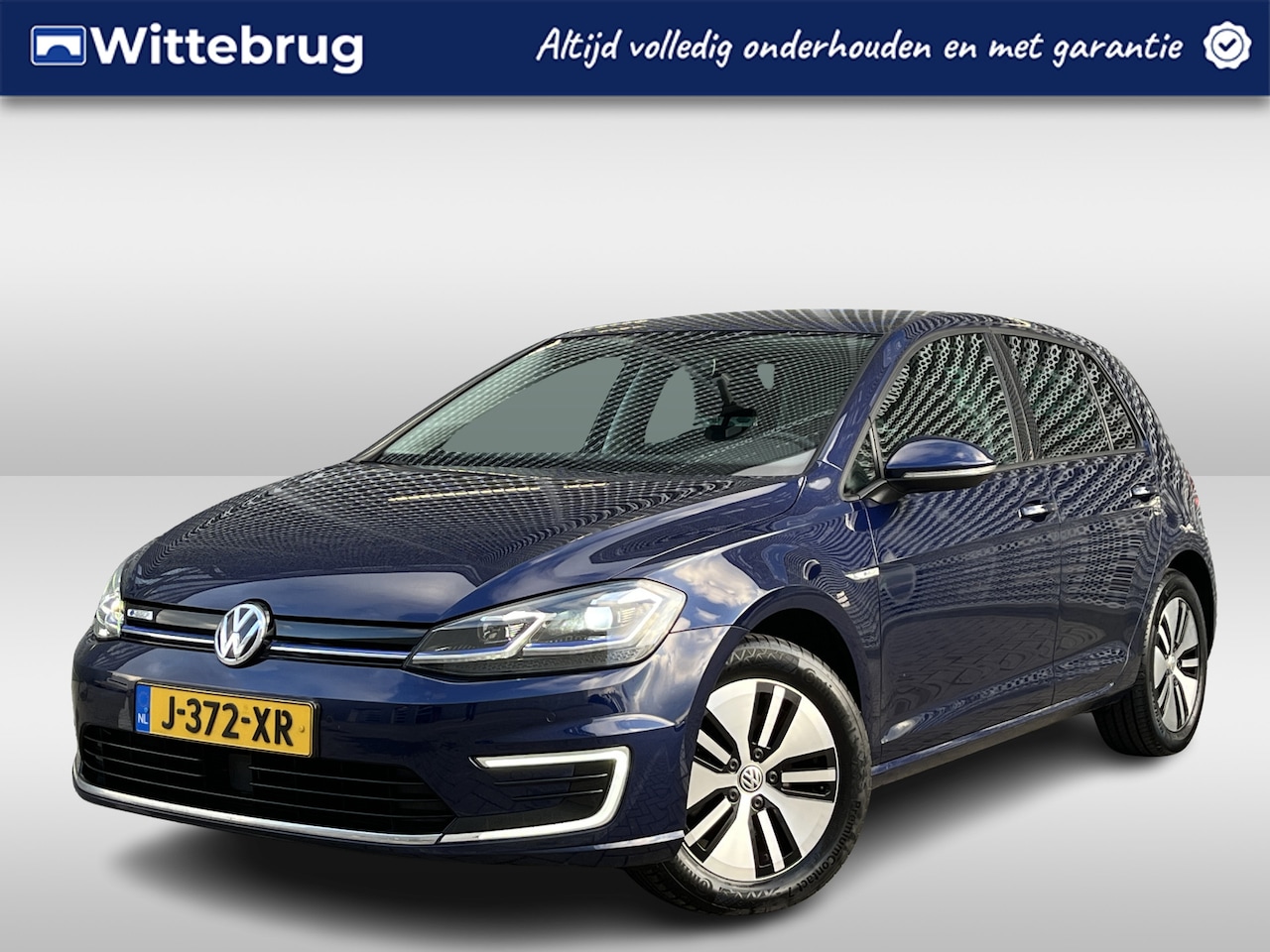 Volkswagen e-Golf - E-DITION / Navigatie / App connect / LED / Camera / Parkeersensoren V+A / P4 - AutoWereld.nl
