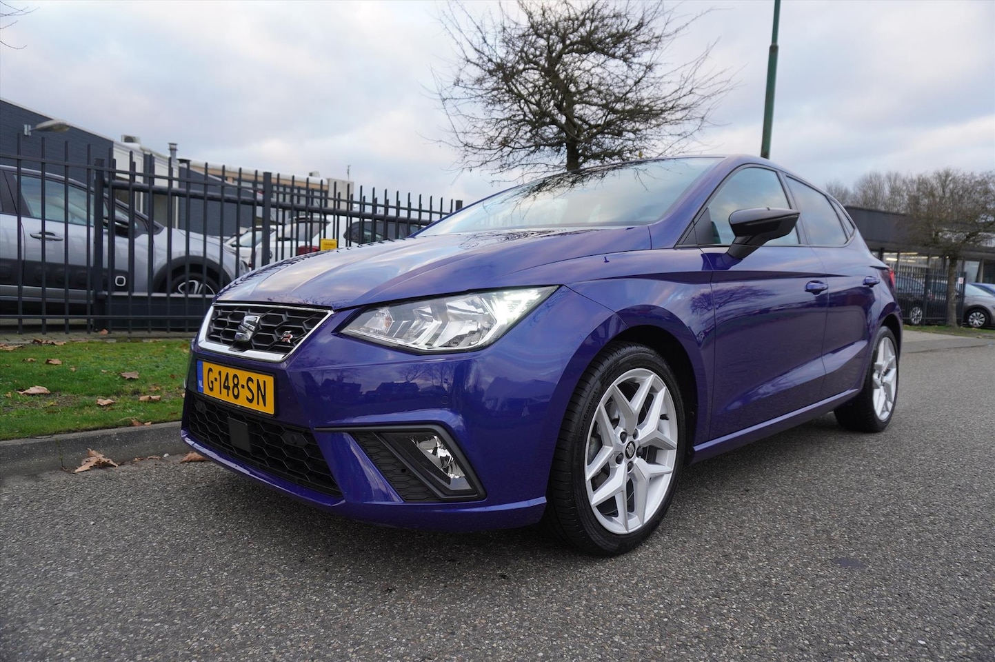 SEAT Ibiza - 1.0 TSI 115pk FR Business Intense Apple Carplay Parkeer Camera - AutoWereld.nl