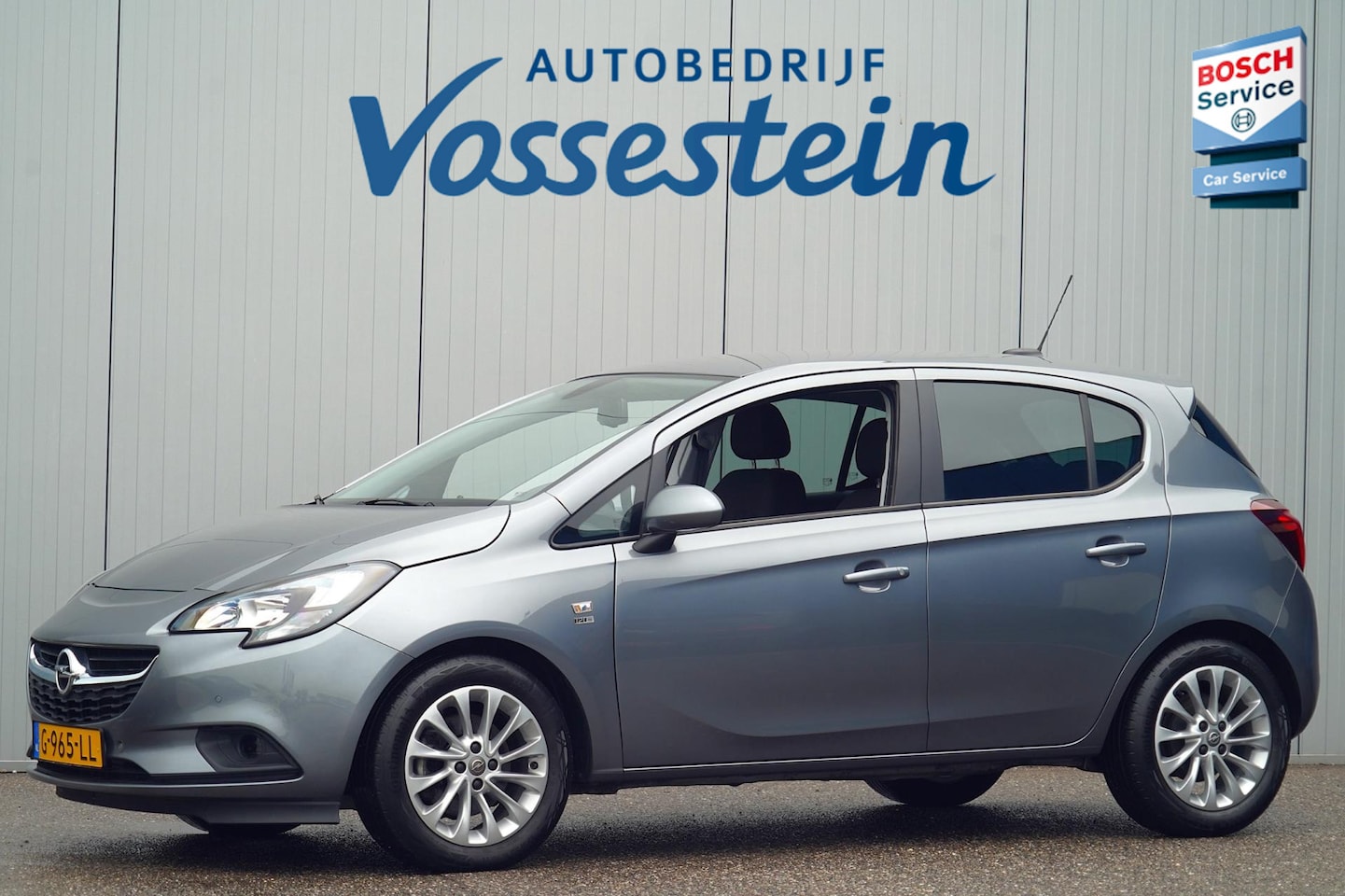 Opel Corsa - 1.0 Turbo 120 Jaar Edition / 10dkm NAP / 1e Eigenaar / Stoel- & Stuurverw. / Camera / Navi - AutoWereld.nl