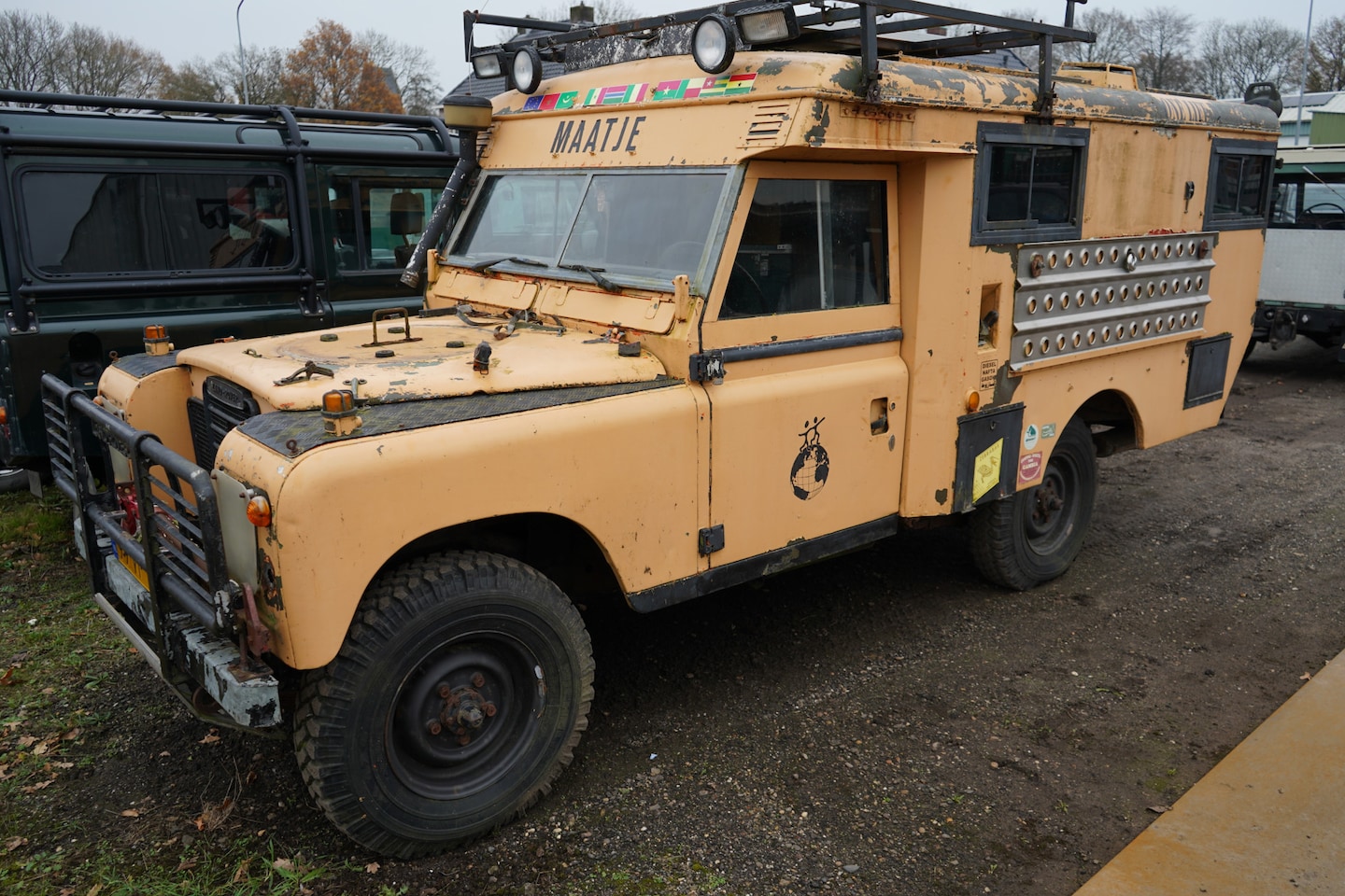 Land Rover 109 - camper - AutoWereld.nl