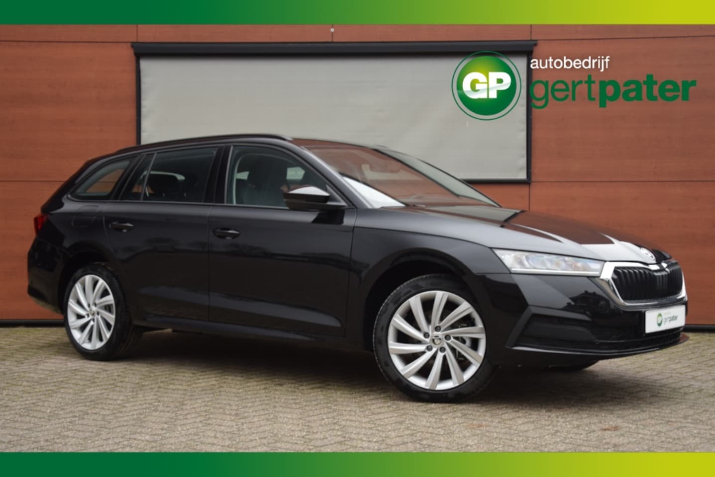 Skoda Octavia Combi - 1.4TSI iV 204PK Business Ongebruikte auto! - AutoWereld.nl
