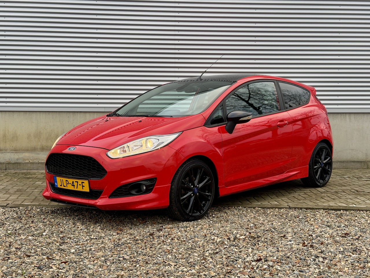 Ford Fiesta - 1.0 EcoBoost Red/Black Edition 141 PK [ ecc,audio,17``lmv ] - AutoWereld.nl