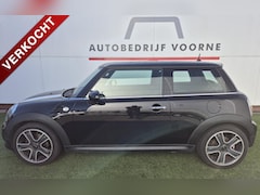 MINI One - 1.6 75pk Red Hot Schuifdak