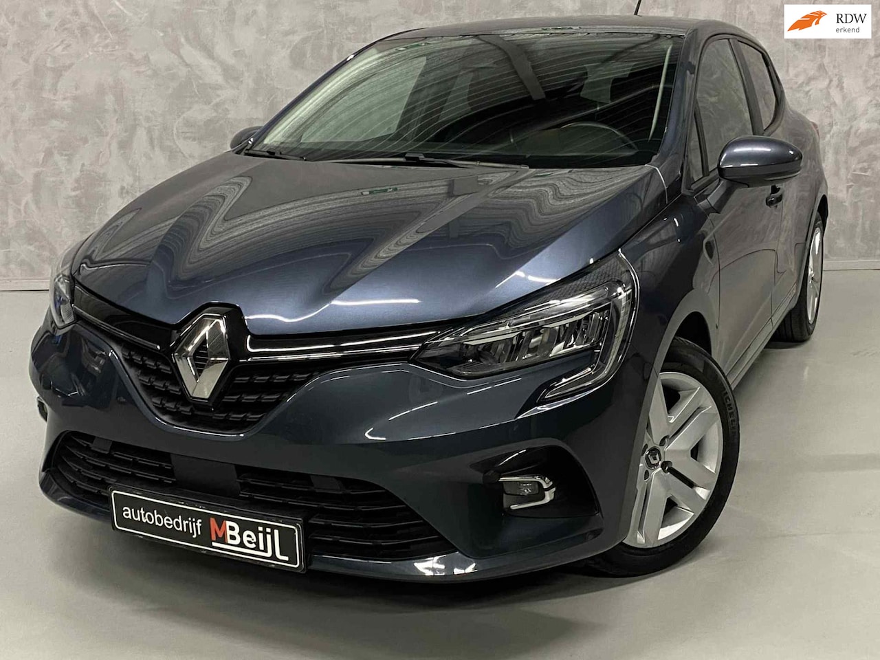 Renault Clio - 1.0 TCe Zen /Led /Carplay /Dealeronderhouden - AutoWereld.nl