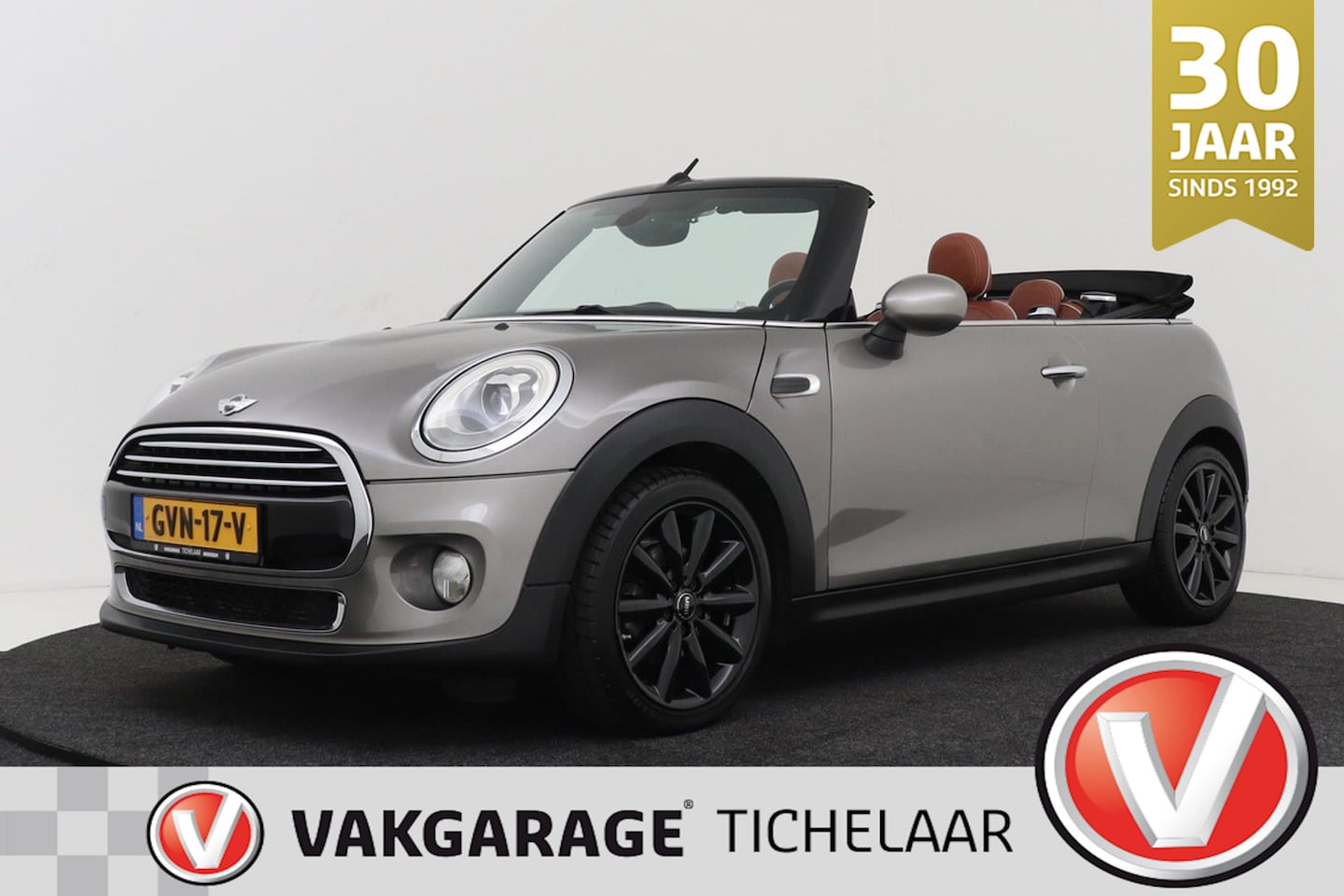 MINI Cabrio - Mini 1.5 Cooper Chili Serious Business | Uniek Leer | Climate Control | Stoelverwarming | - AutoWereld.nl