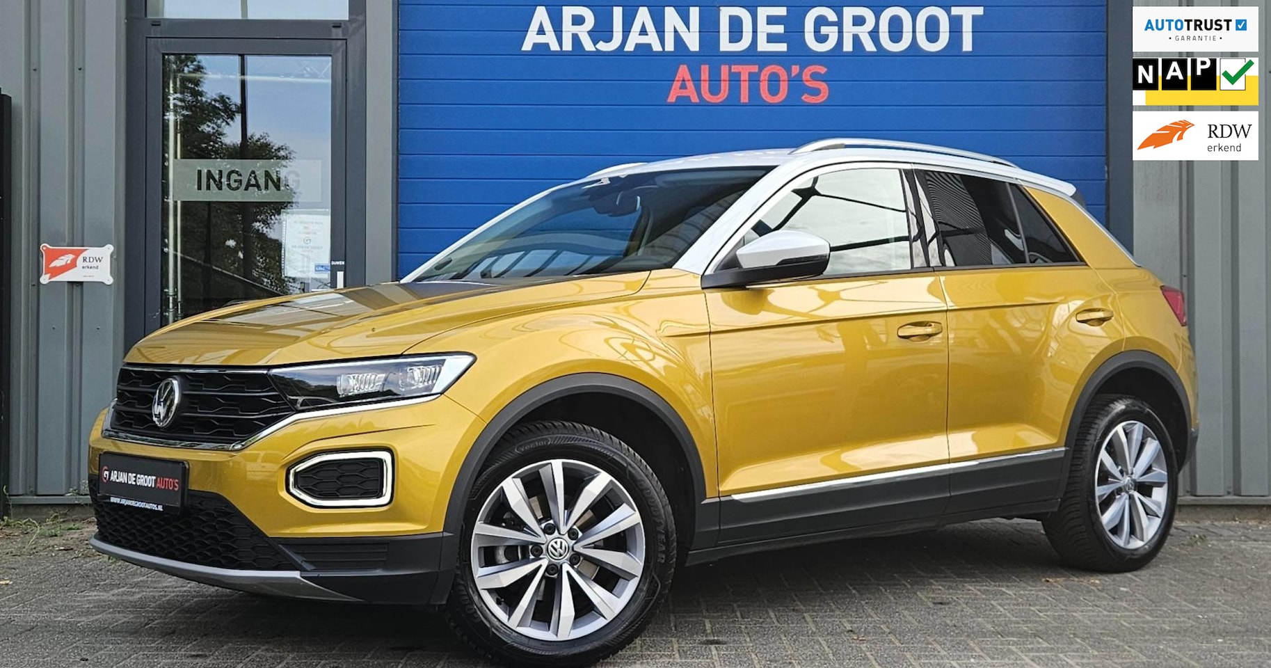 Volkswagen T-Roc - 1.5 TSI 150PK AUTOMAAT ACC Virtual Camera Keyless LED - AutoWereld.nl