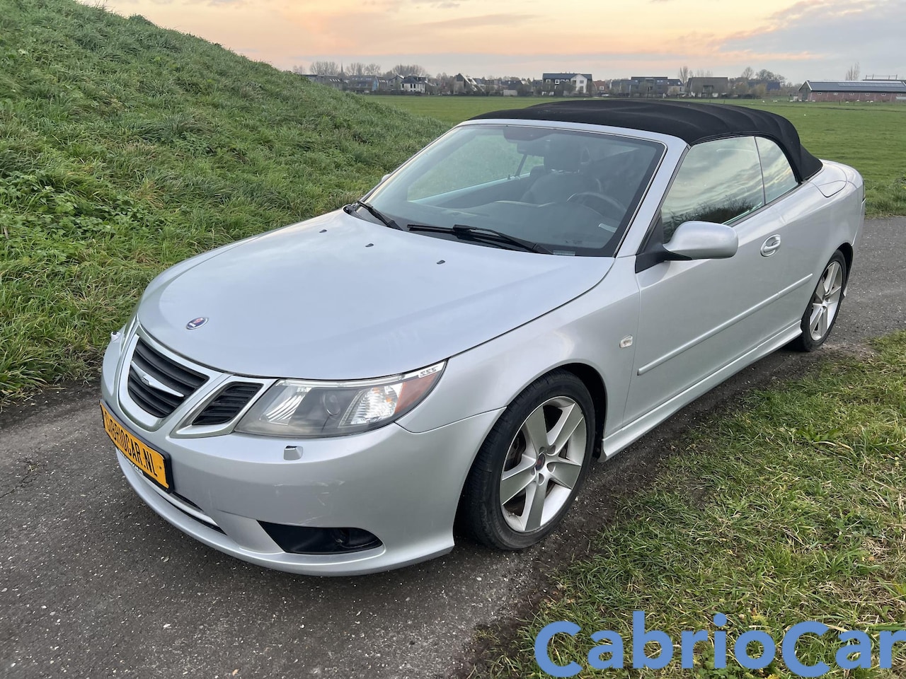 Saab 9-3 Cabrio - 2.0 T Vector GARANTIE Youngtimer 88000km - AutoWereld.nl