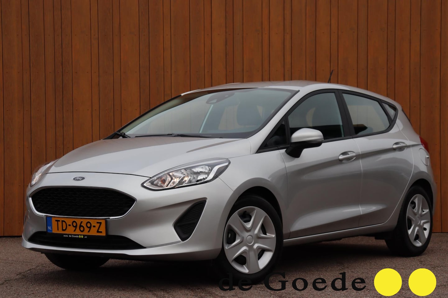 Ford Fiesta - 1.1 Trend org. NL-auto navigatie - AutoWereld.nl