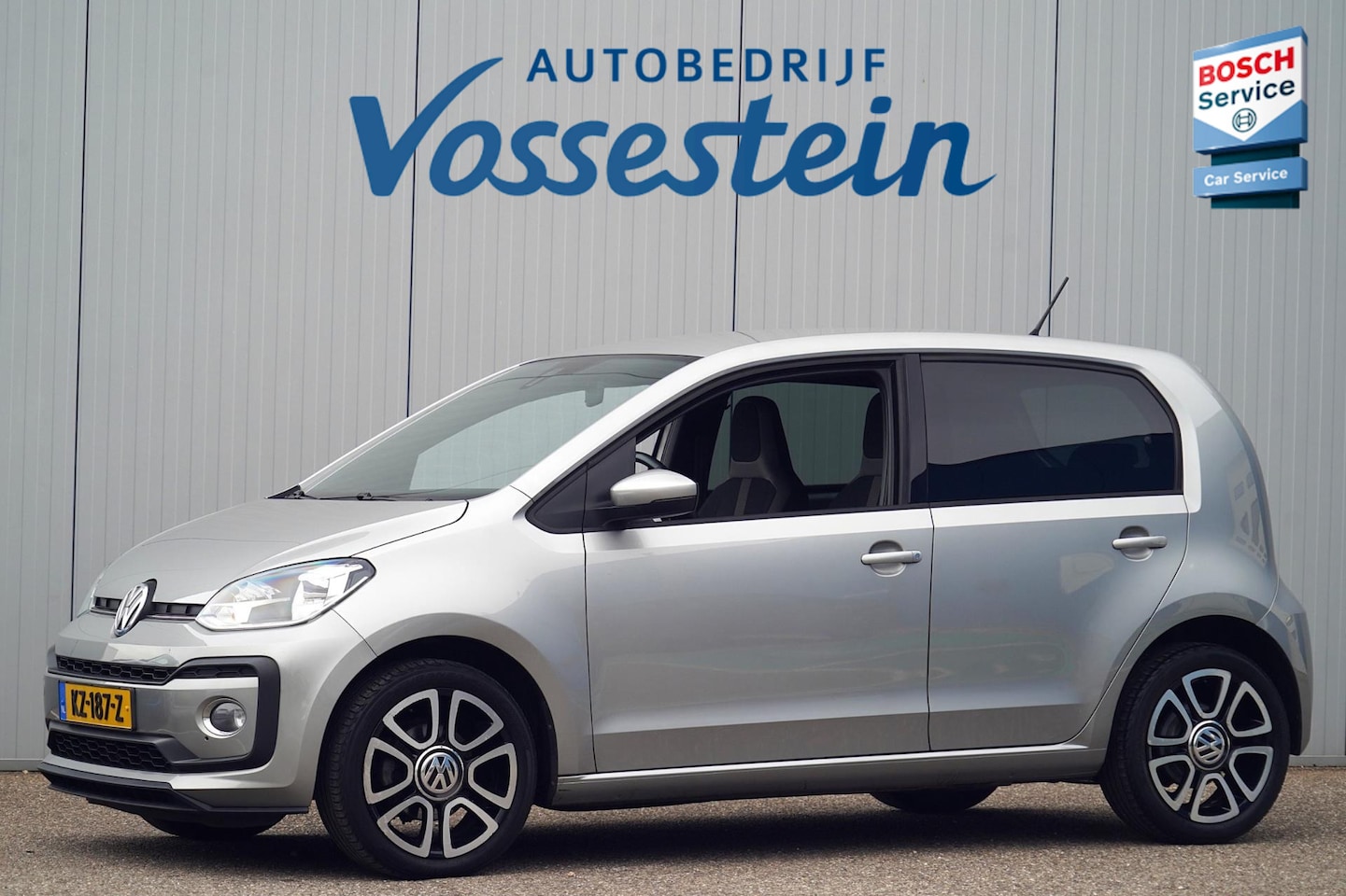 Volkswagen Up! - 1.0 TSI BMT high up! / NL-Auto / 90 PK / Camera / Beats Audio / Cruise / Airco / 15" LMV - AutoWereld.nl