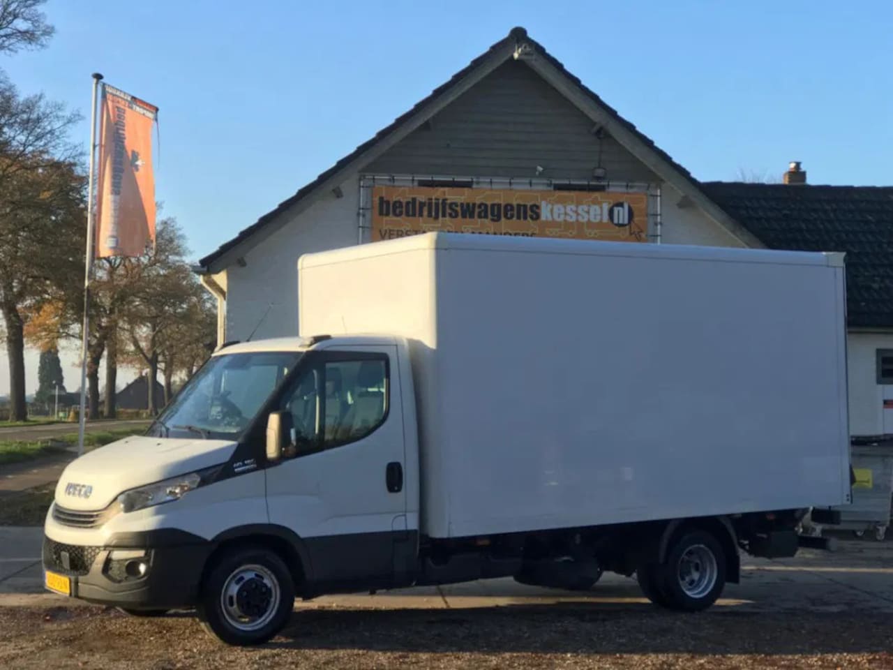Iveco Daily - 40C18 3.0 Hpi Euro 6 Bakwagen Laadklep - AutoWereld.nl