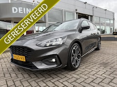 Ford Focus Wagon - 1.5 EcoBoost ST Line Business Automaat Panoramadak, Trekhaak, Camera, elektr.klep, etc
