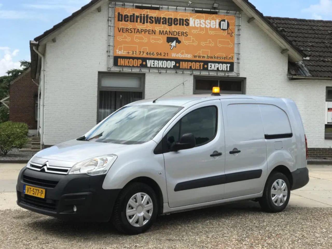 Citroën Berlingo - 1.6 BlueHDI 100pk Euro 6 AC L2 / XL - AutoWereld.nl