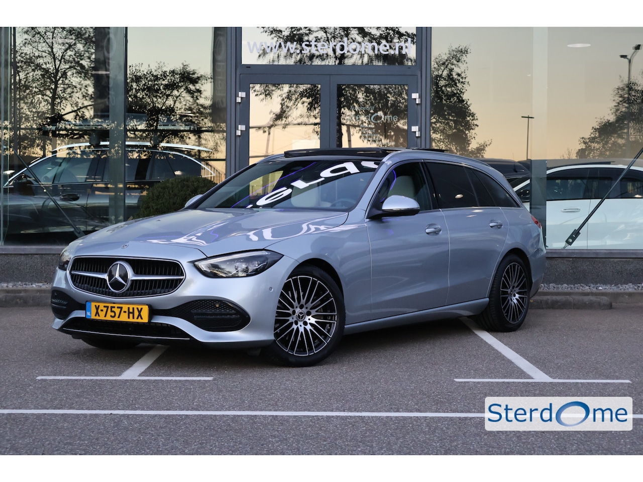 Mercedes-Benz C-klasse Estate - 200 Avantgarde l Panoramadak l Beige LEDER Interieur l MBUX l LED Adaptief l Camera l Smar - AutoWereld.nl