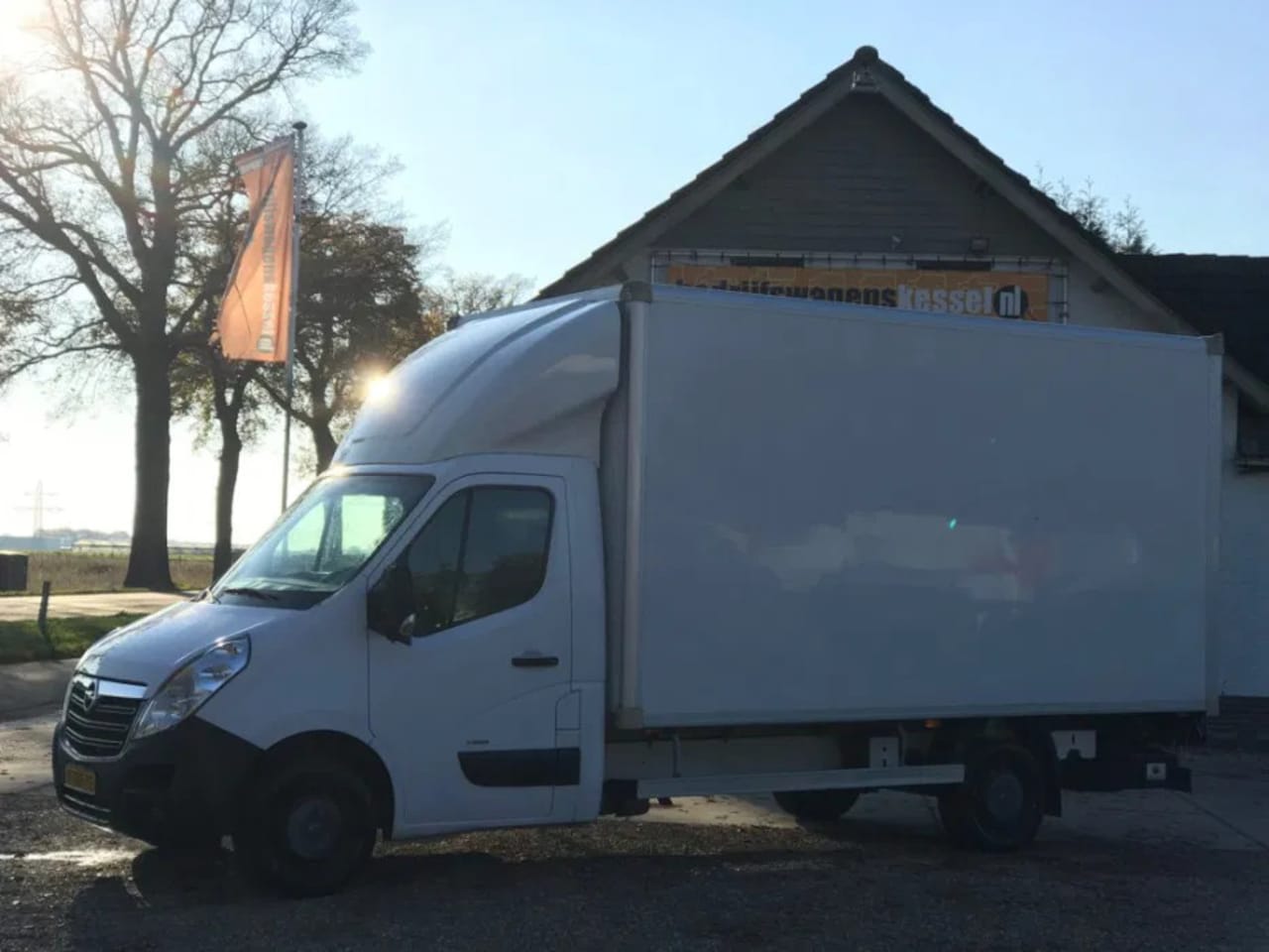 Opel Movano - 2.3 CDTI BiTurbo Euro 6 Bakwagen Koffer Laadklep - AutoWereld.nl